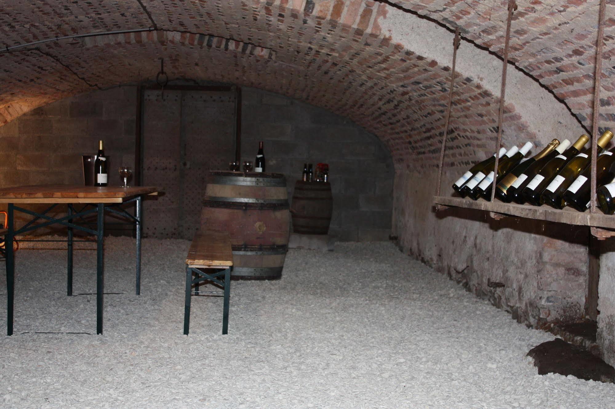 Chateau Latour Fours  Bagian luar foto